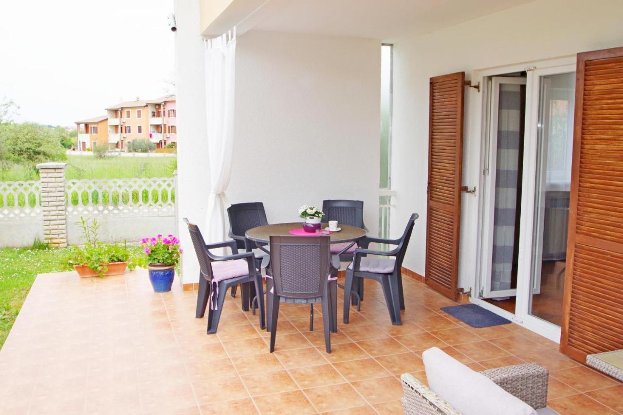 Apartment Suzi Valdebek Πούλα Εξωτερικό φωτογραφία