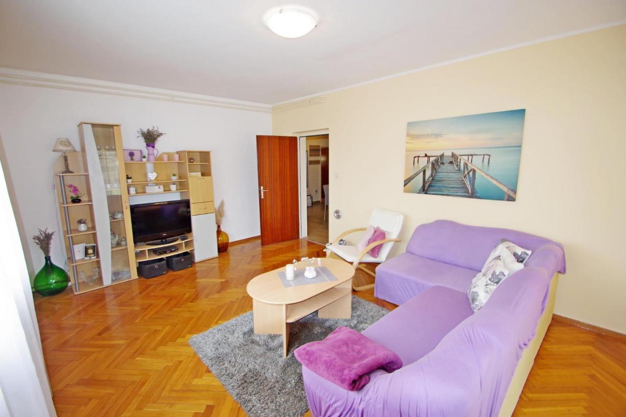 Apartment Suzi Valdebek Πούλα Εξωτερικό φωτογραφία